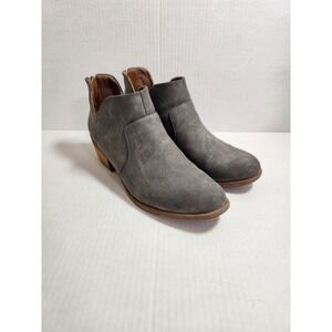 BOC Lucy Stacked Heel‎ Bootie Womens Size 8.5